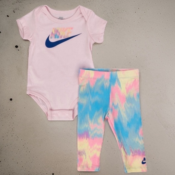 NIKE • Baby & Toddler Girl Nike Bodysuit & Tie-Dye Leggings Set - Picture 7 of 7